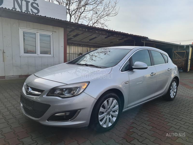 Opel Astra J 1.7 CDTI COSMO