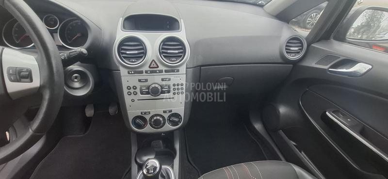 Opel Corsa D 1.2 BENC