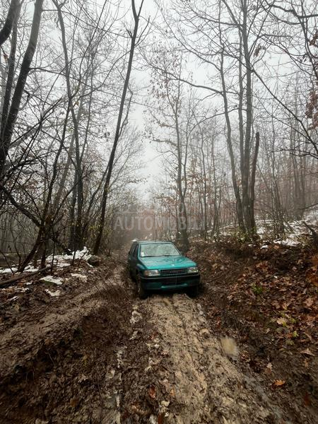 Opel Frontera 2.0 sport