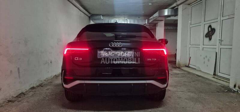 Audi Q3 S line  Matrix