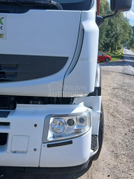 Renault PREMIUM LANDER