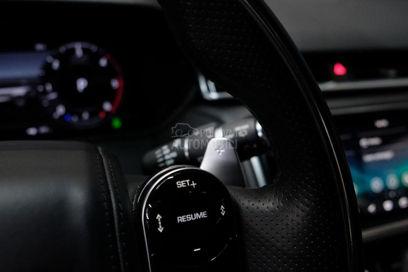 Land Rover Range Rover Velar 3.0 R Dynamic 4WD