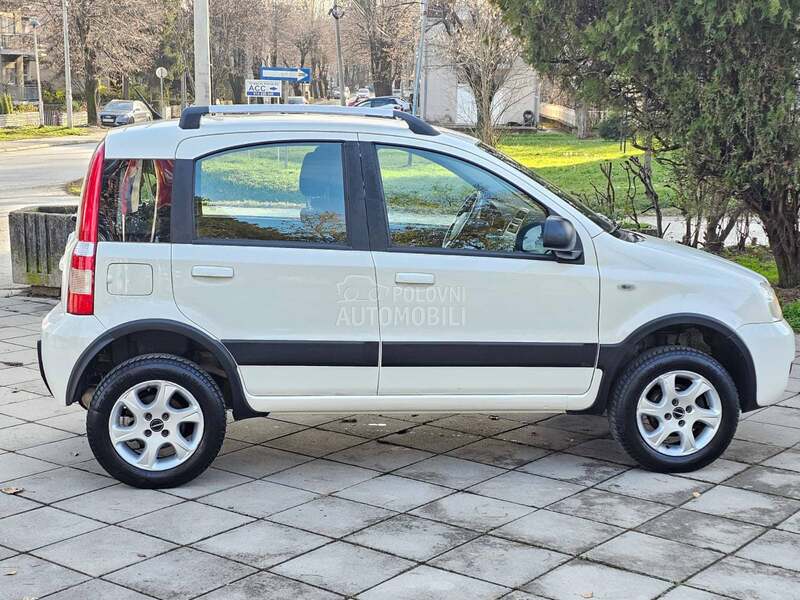 Fiat Panda TREKKING 4WD