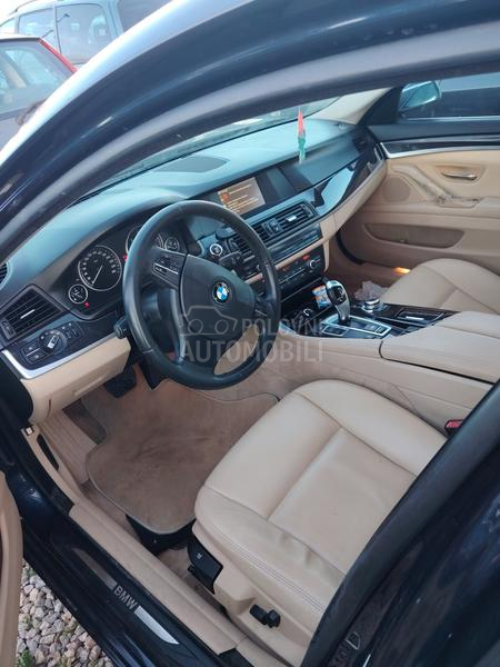BMW 530 Xdrive -  kompletan auto u delovima