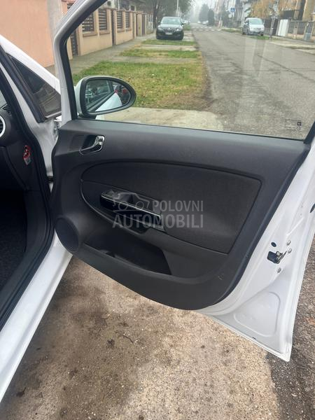 Opel Corsa D 1.4