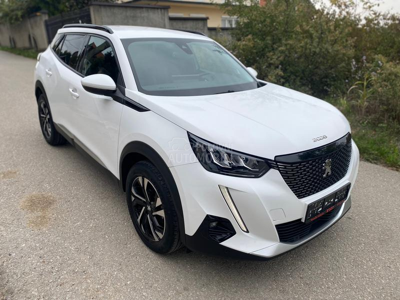 Peugeot 2008 1.2 ALLURE VIRT