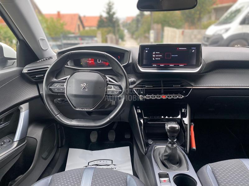 Peugeot 2008 1.2 ALLURE VIRT