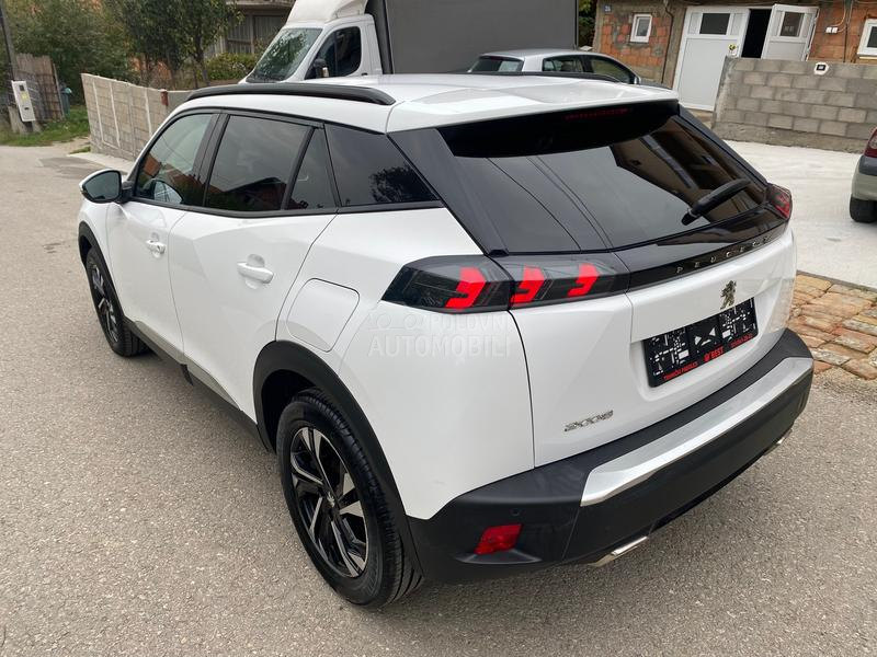 Peugeot 2008 1.2 ALLURE VIRT