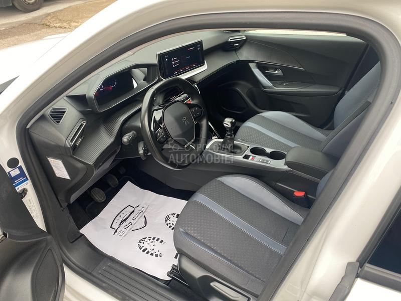 Peugeot 2008 1.2 ALLURE VIRT