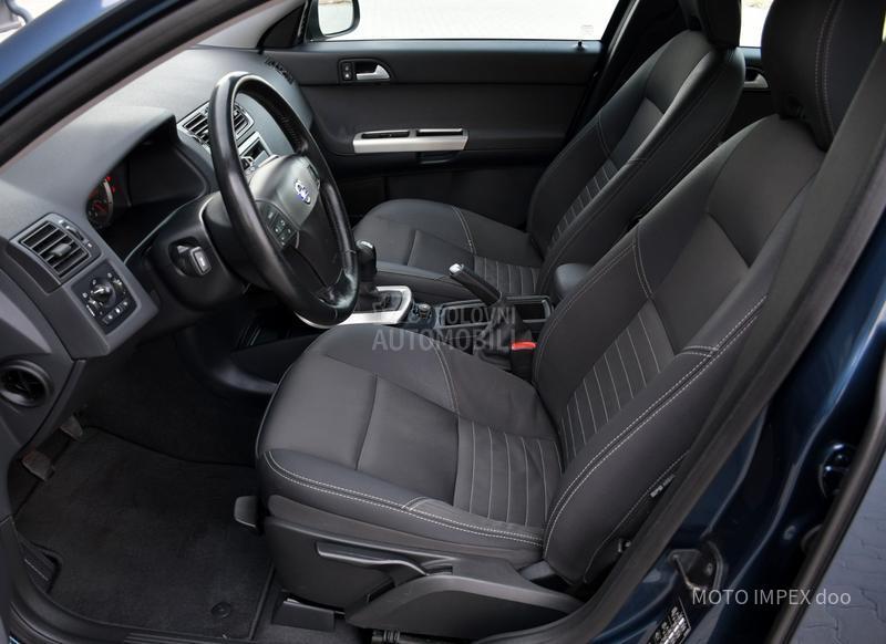 Volvo V50 1.6 D / ODLIČAN / CH
