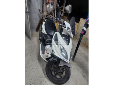 Kymco Super 8