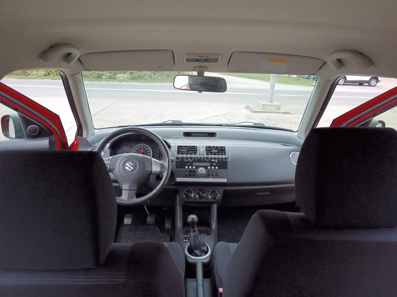 Suzuki Swift 1.3 4x4 Piz Sulai