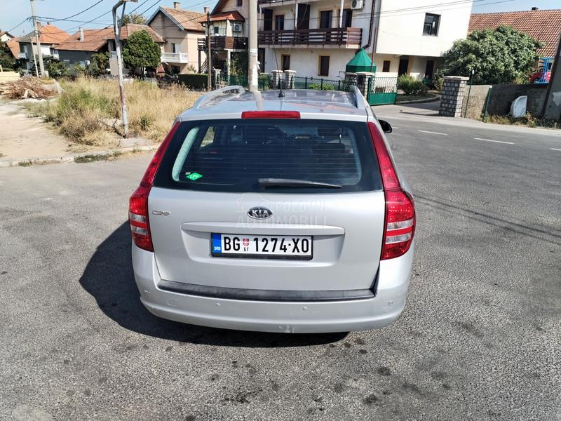 Kia cee`d sw 