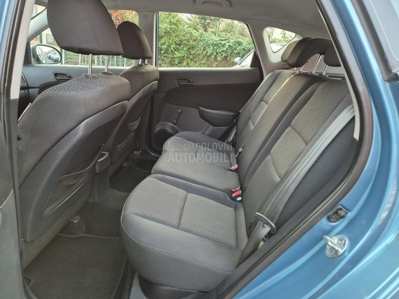 Hyundai i30 1.4 BESPREK0RAN