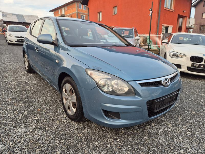 Hyundai i30 1.4 BESPREK0RAN