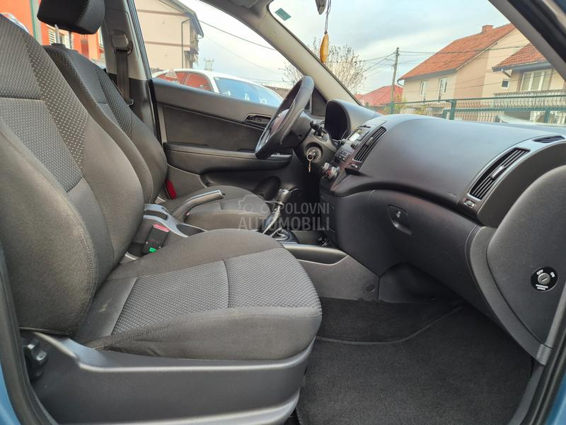 Hyundai i30 1.4 BESPREK0RAN