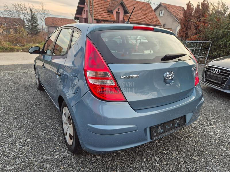 Hyundai i30 1.4 BESPREK0RAN