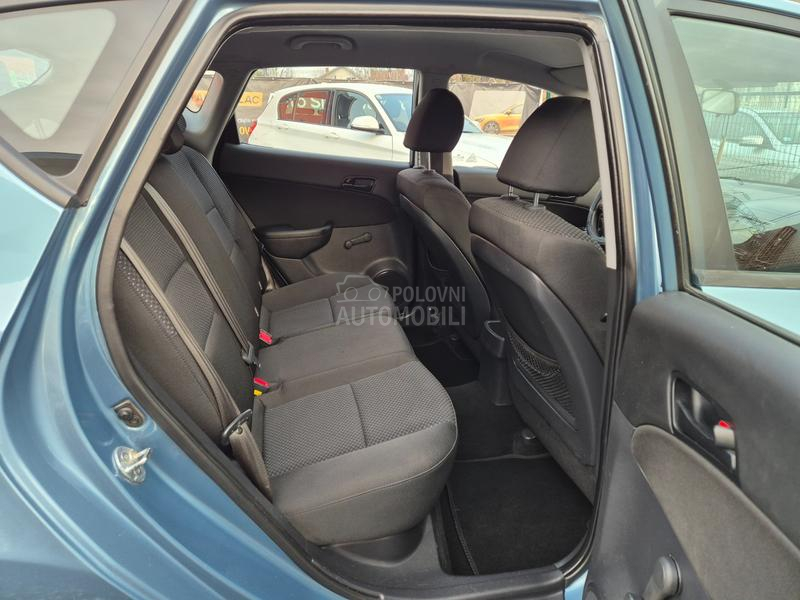Hyundai i30 1.4 BESPREK0RAN