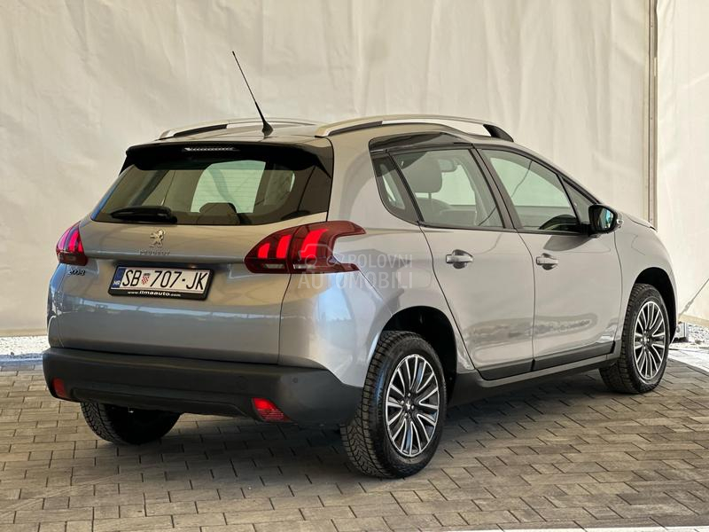 Peugeot 2008 1.2 B