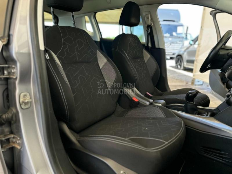 Peugeot 2008 1.2 B