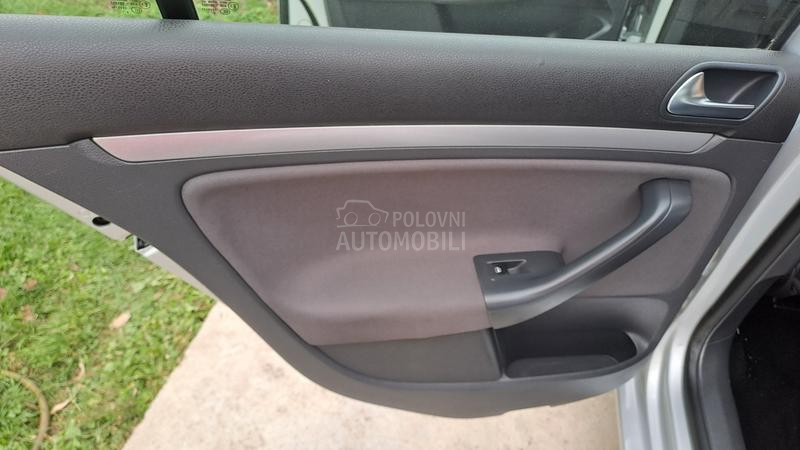 Volkswagen Golf 5 1,9tdi