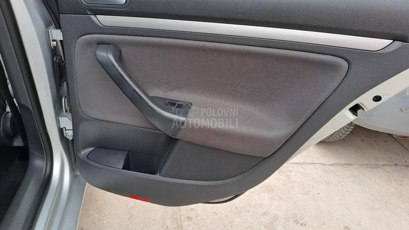 Volkswagen Golf 5 1,9tdi