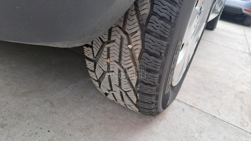 Volkswagen Golf 5 1,9tdi