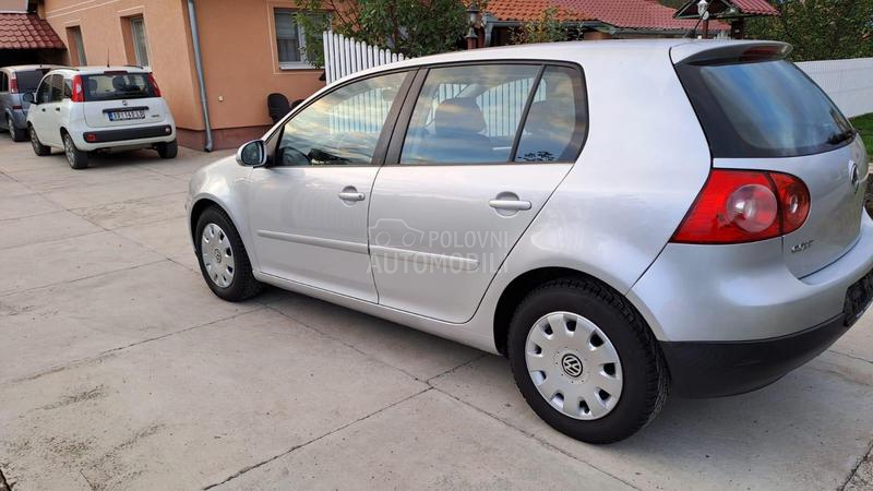 Volkswagen Golf 5 1,9tdi