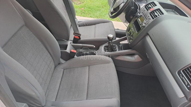 Volkswagen Golf 5 1,9tdi