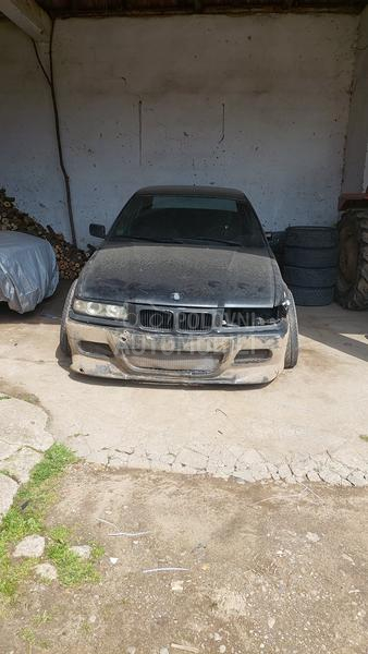 BMW 325 m50b25