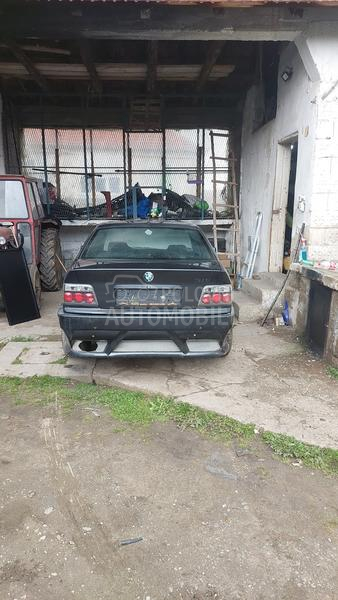 BMW 325 m50b25