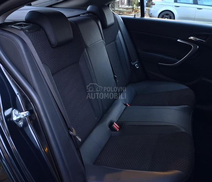 Opel Insignia 2.0CDTI COSMO NAVY