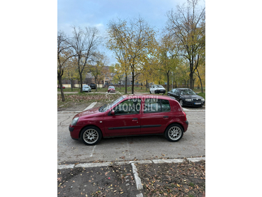 Renault Clio 1.6 16v