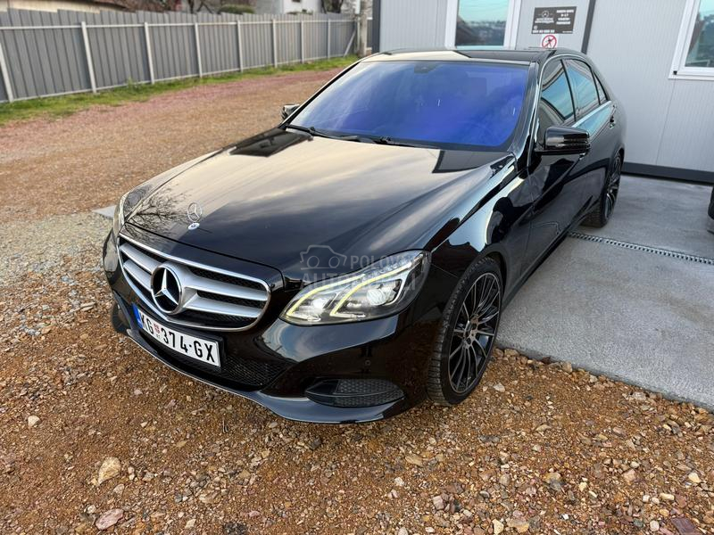 Mercedes Benz E 300 