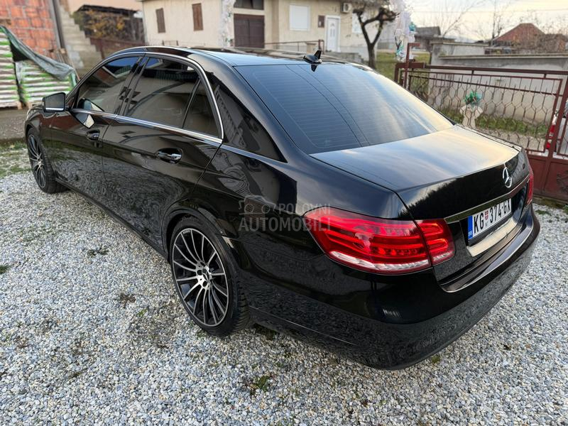Mercedes Benz E 300 