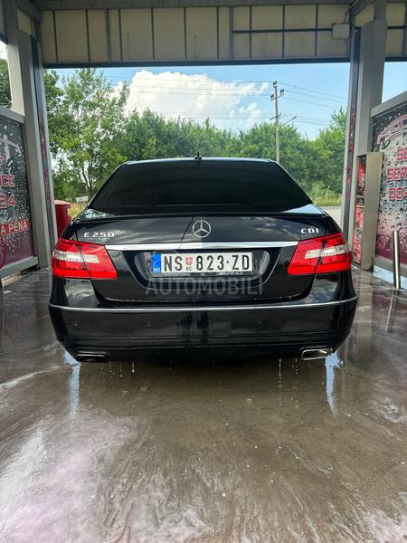 Mercedes Benz E 250 W212