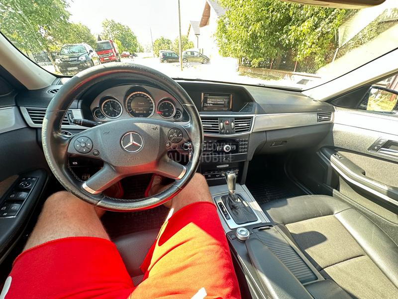 Mercedes Benz E 250 W212