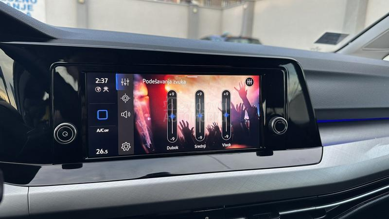 Volkswagen Golf 8 N O V