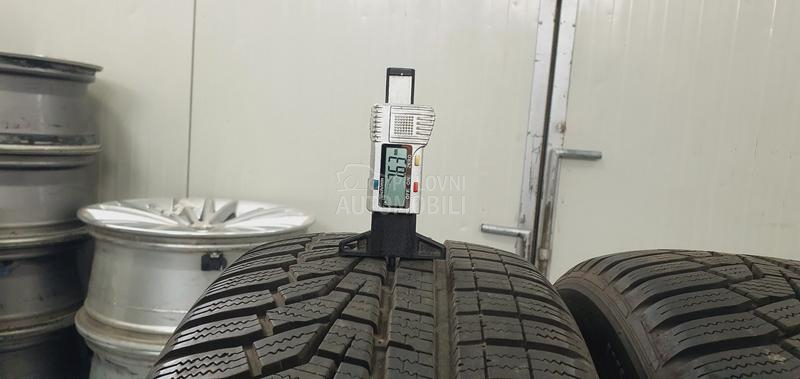 Hankook 205/55 R17 Zimska