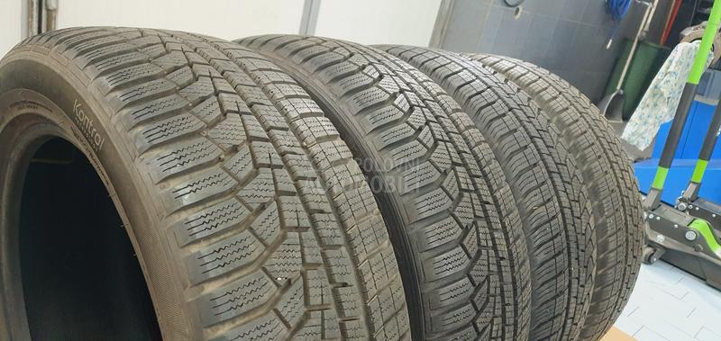 Hankook 205/55 R17 Zimska