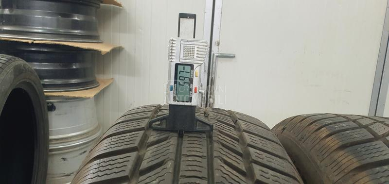 Continental 215/65 R16 Zimska