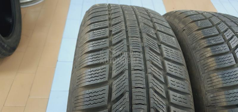 Continental 215/65 R16 Zimska