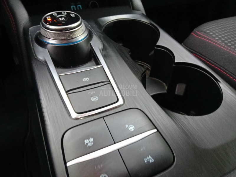 Ford Kuga 1,5eko St line