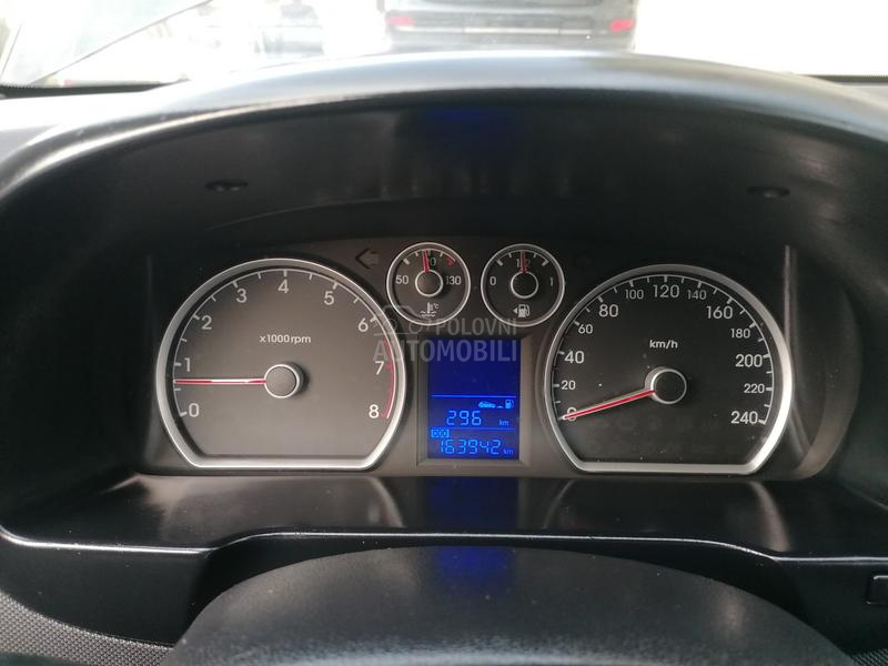 Hyundai i30 1.6i ILIKE LINE CH