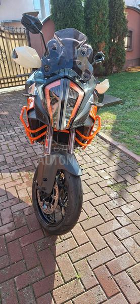 KTM 1290 super adventure