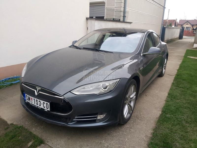 Tesla Model S 85BESPLATNO PUNJENJE