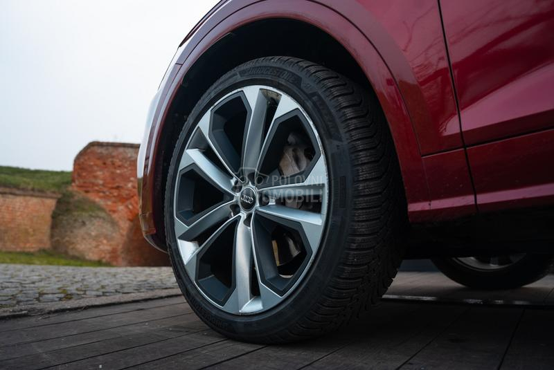 Audi Q5 55TFSIe/Air/RS/21