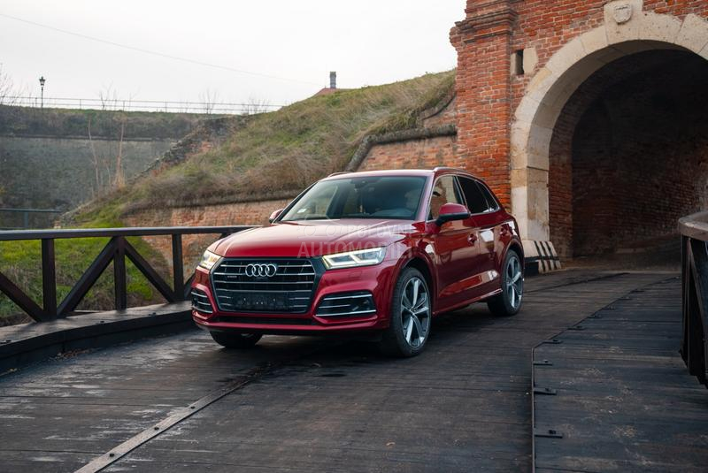 Audi Q5 55TFSIe/Air/RS/21