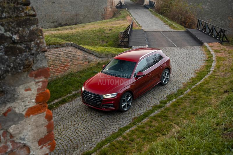 Audi Q5 55TFSIe/Air/RS/21