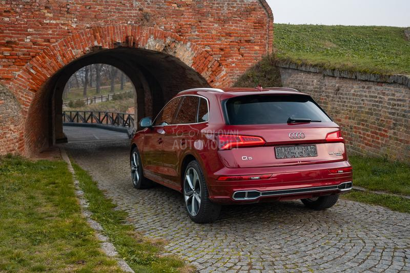 Audi Q5 55TFSIe/Air/RS/21